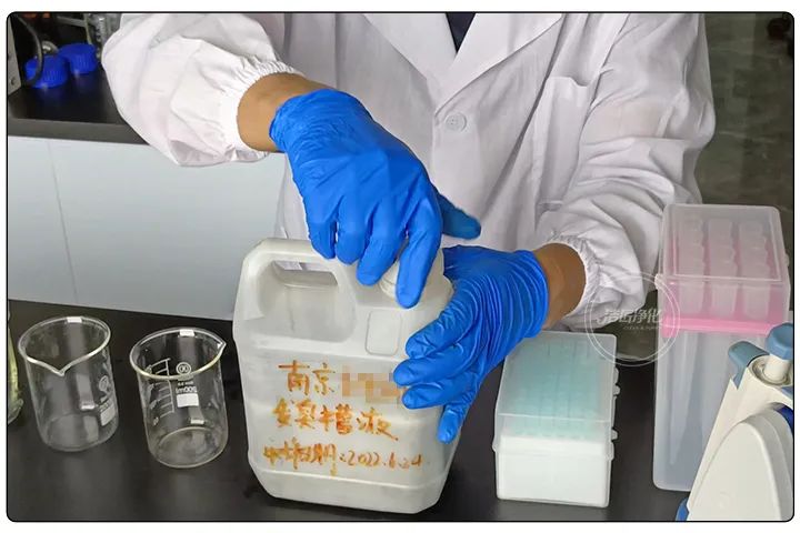 潔匠凈化·的凈工業(yè)除臭劑_切削液變質、發(fā)臭，車間異味污染大，除臭劑該怎么選？