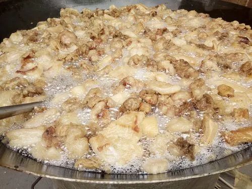 炸豬油廠油煙異味濃、刺激性大，Dejing的凈除臭劑快速除臭