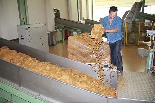 煙草加工異味廢氣危害大，快速除臭就用Dejing的凈除臭劑！.jpg