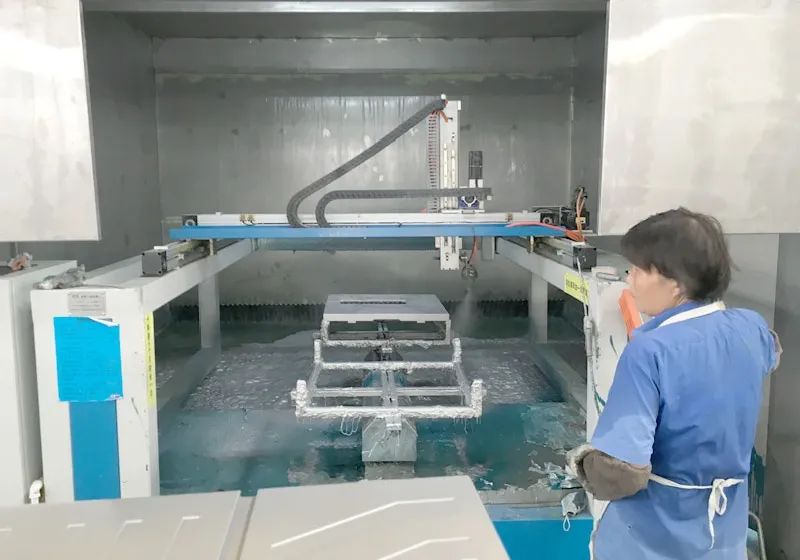 家具廠&五金噴漆廠&汽車(chē)廠噴漆車(chē)間的VOC廢氣治理怎么做？.jpg